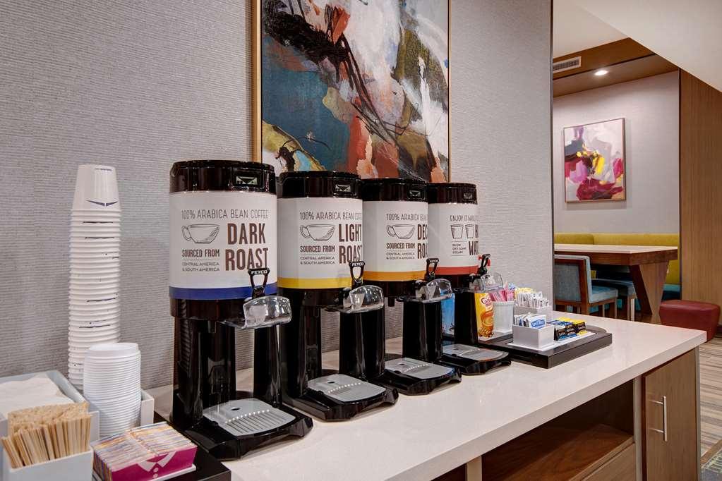 Hampton Inn & Suites Ontario Rancho Cucamonga Restaurant bilde
